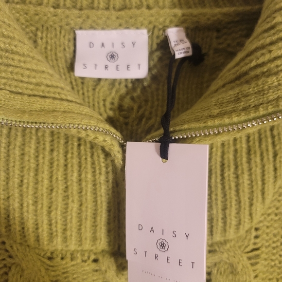 ASOS X Daisy Street cable knitted sweater NWT!! - Picture 9 of 9